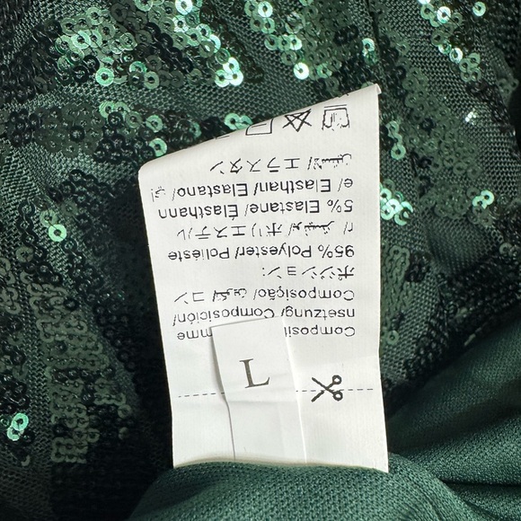 Elegant Green Sequin Midi Dress - Picture 7 of 7